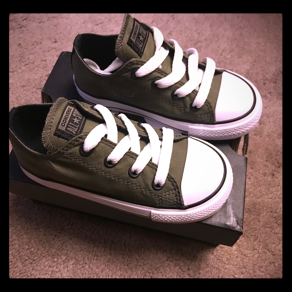 Converse low top infant sneakers